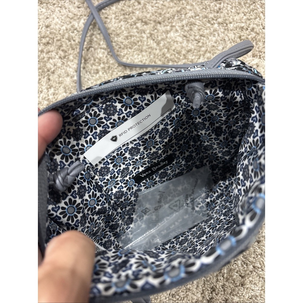 Vera Bradley Iconic Little Crossbody Bag Charcoal Medallion 22533-M08 NWT Gray - Picture 3 of 3